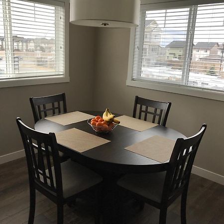 Home Stay! Calgary Extérieur photo